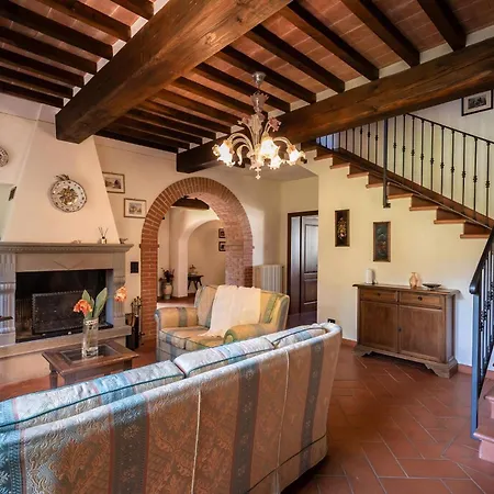 Aus Stein Tenuta Le Caselle In *